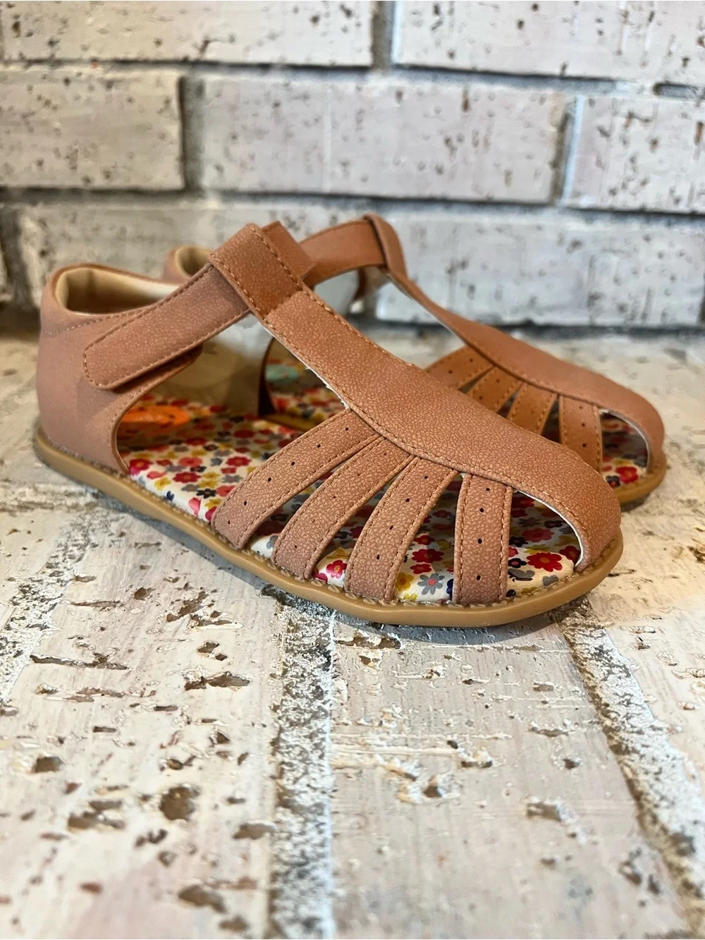 Livie & Luca Paz Classic Sandal Caramel Size 12 Gently Worn